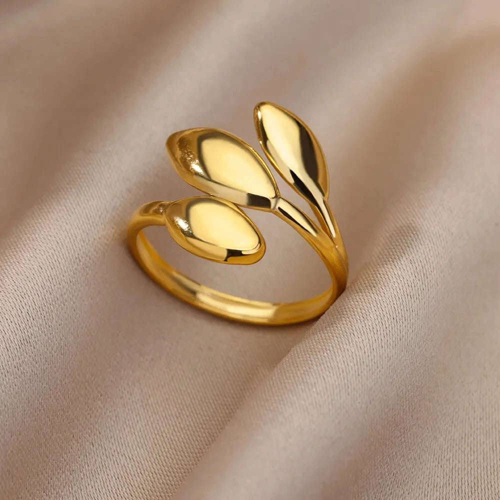 Gold Stainless Steel Rings – 17 mm