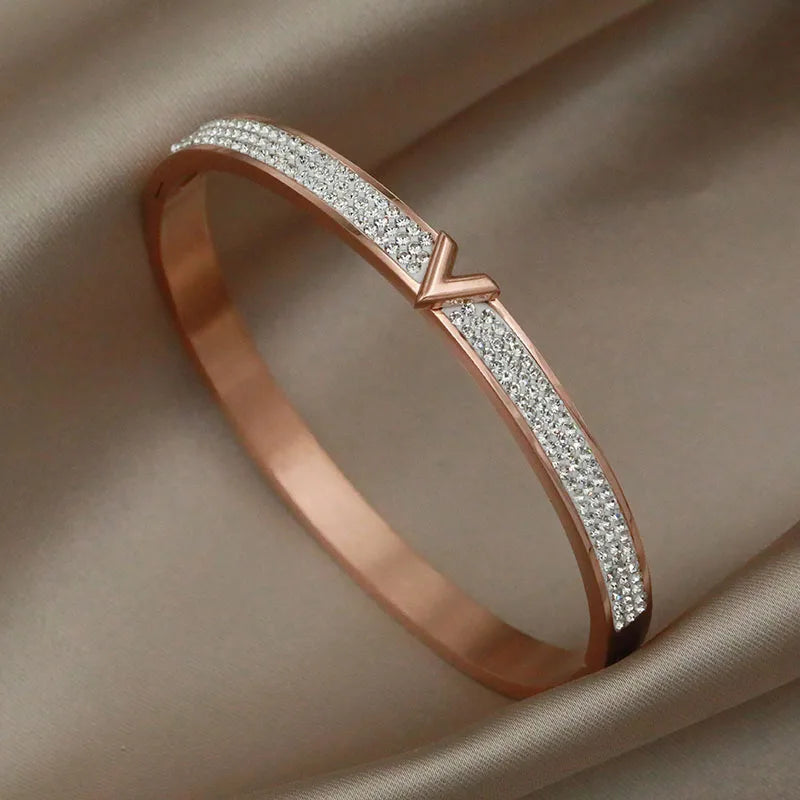 Bracelet à breloques lettre entièrement en cristal en acier inoxydable