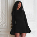 Mini vestido preto com manga puxada cintura alta