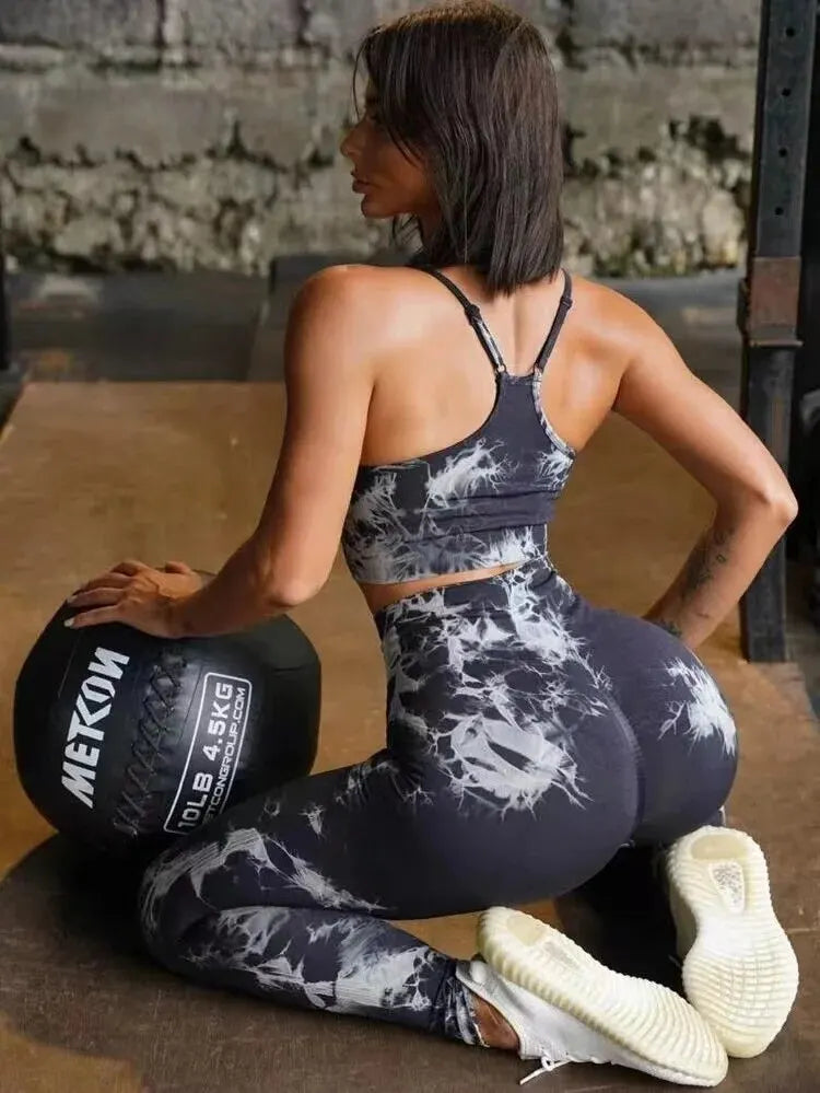 Tuta da donna con reggiseno e leggings a vita alta 