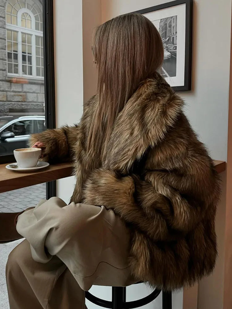 Fluffy rever umjetno krzno