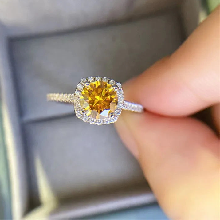 Yellow Moissanite Engagement Ring – 0.5–3CT