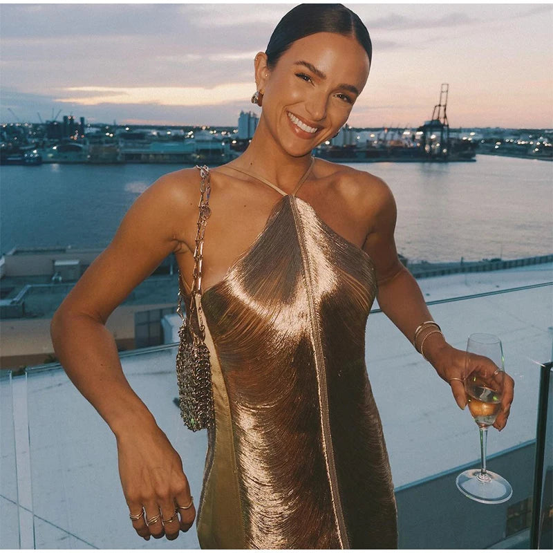 Minivestido com borlas brilhantes para festa à noite