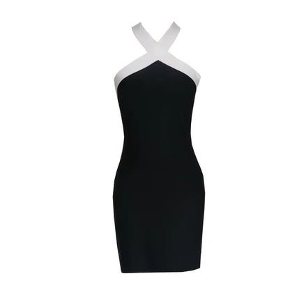 Rückenfreies, trägerloses Mini-Bandagenkleid