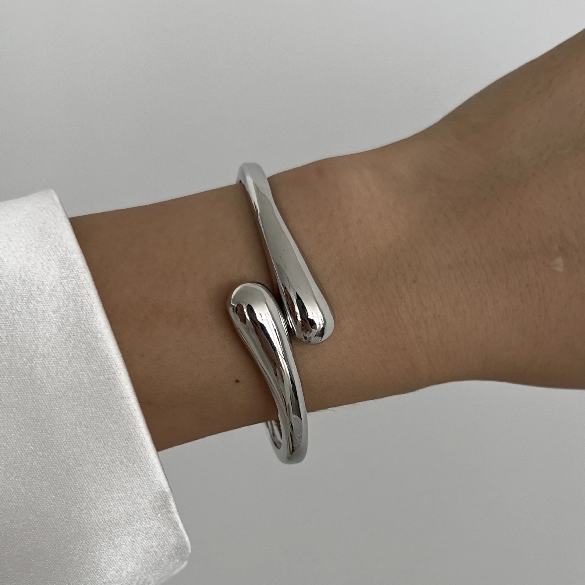 Vintage Hip Hop Metal Cuff Bangles Gold Bracelet