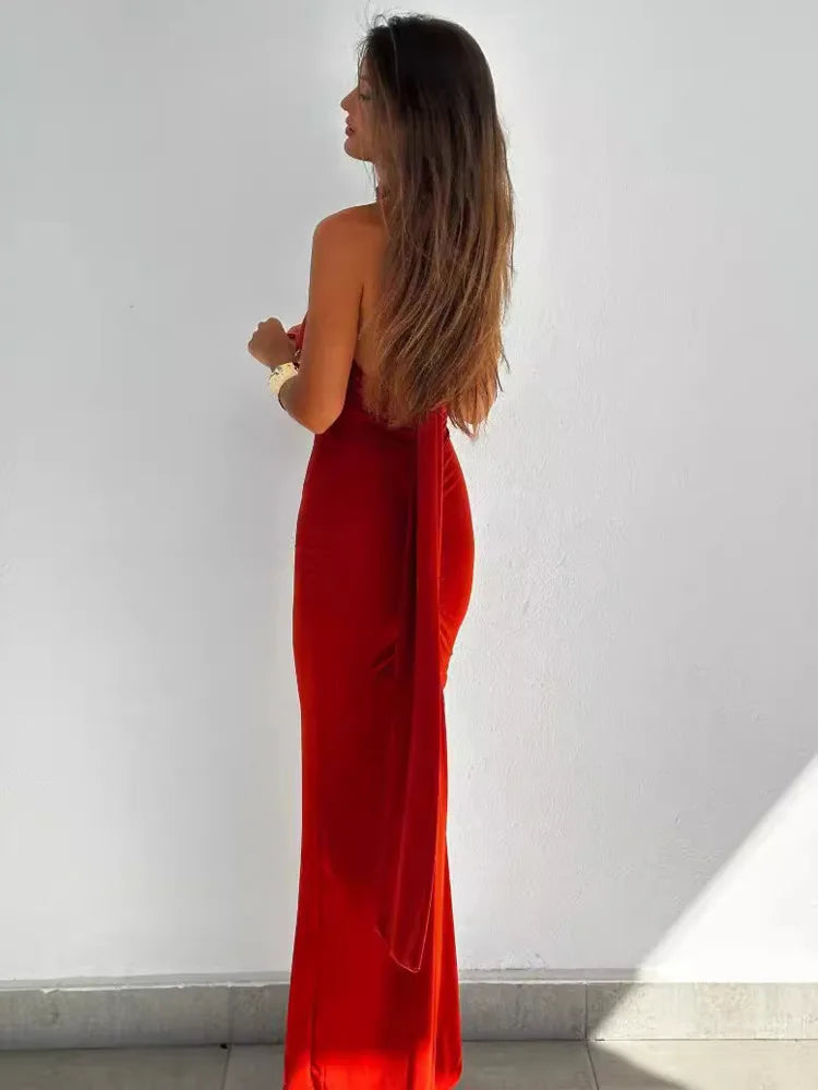 Robe Longue Col Suspendu Rouge
